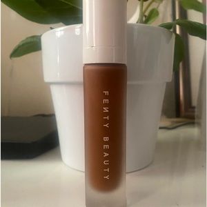 FENTY BEAUTY BY RIHANNA